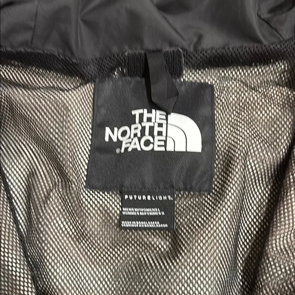 The North Face Men's 1994 retro mountain Futurelight jacket - Picture 4 of 8